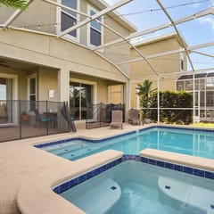 7BR Lakeview Villa + Heated Pool | 15min to Disney