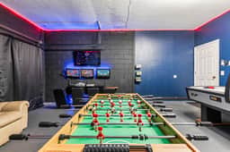 7BR Disney Villa, Pool, Hot Tub & Game Room - Image 2