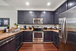 3BR Pool & Patio Home• 15 Min to Disney - Image 4