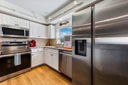 Oceanfront 3BR Condo • Pool & Panoramic Views - Image 4