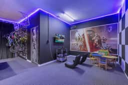 6BR Luxury Villa Near Disney & Private Water Slide - Image 3