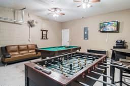 7BR Disney Villa, Pool, Hot Tub & Game Room - Image 2