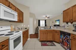 Cozy 3BR Near Disney & ChampionsGate - Image 4