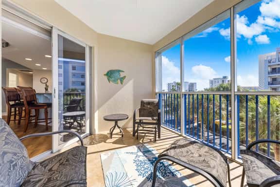 3BR New Smyrna Condo, Balcony & Resort Pools - Image 1