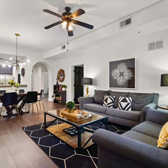 3BR Kissimmee Condo, Balcony & Resort Pool - Image 1