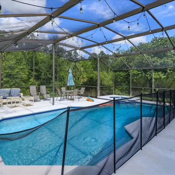 4BR Oasis w/Pool & Backyard Near Disney - Image 1