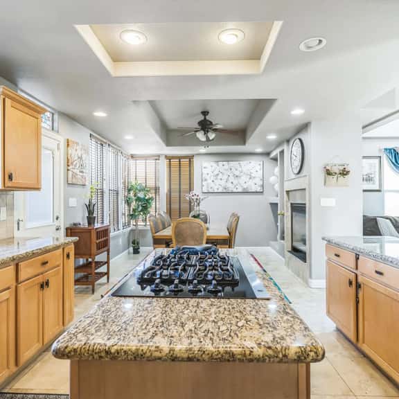 3BR Villa • Game Room, Fireplace • In Reno - Image 1