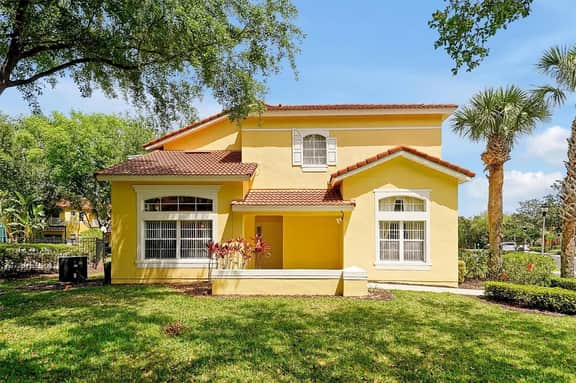 4BR Villa w Pool, Hot Tub - Near Disney - Image 3