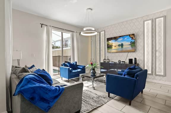 4BR Luxury Retreat in Champions Gate, Near Disney - Image 3