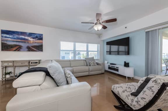 Luxury 3BR Ocean View Family Condo w/ Pool - Image 3