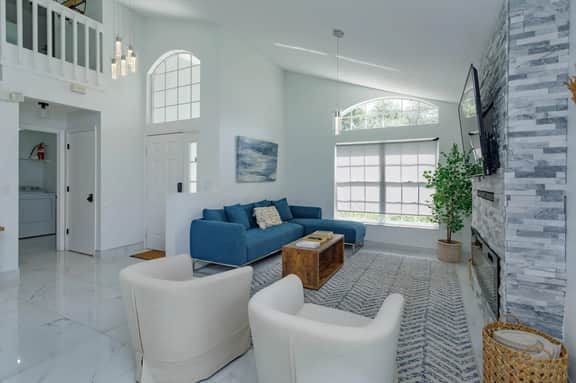 4BR Oasis w/Pool & Backyard Near Disney - Image 2