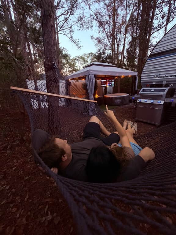 Zen Den Luxury RV Retreat Hot Tub Fire Pit Escape - Image 3