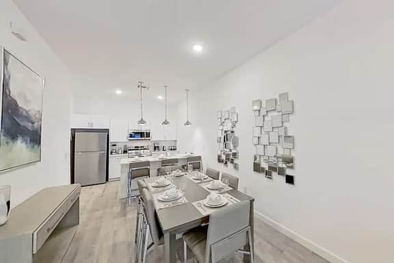 5-BR Modern Family Home w/ Pool• Near Disney - Image 5