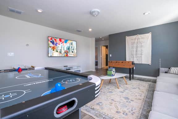 6BR Disney Villa, Private Pool & Home Theater - Image 4