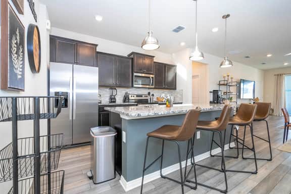 6BR Disney Villa, Private Pool & Home Theater - Image 3