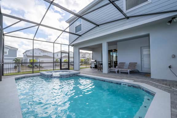 6BR Villa w/Theater & Pool near Disney - Image 3