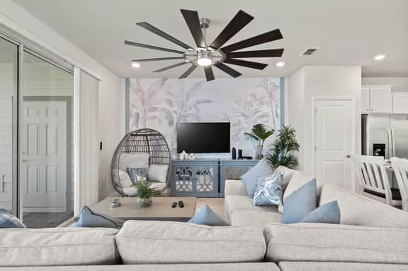 Newly Remodeled 5BR Villa w/ Pool Near Disney - Image 4