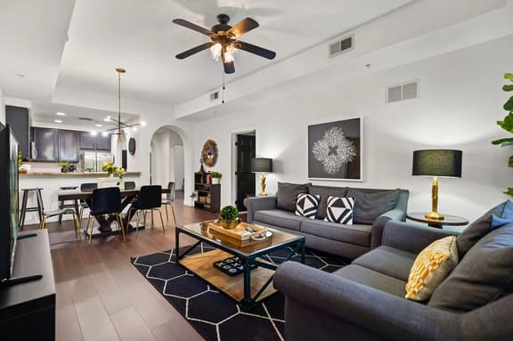 3BR Pool & Patio Home• 15 Min to Disney - Image 1